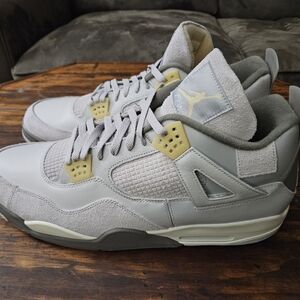 Nike Air Jordan 4 Retro SE Craft Photon Dust